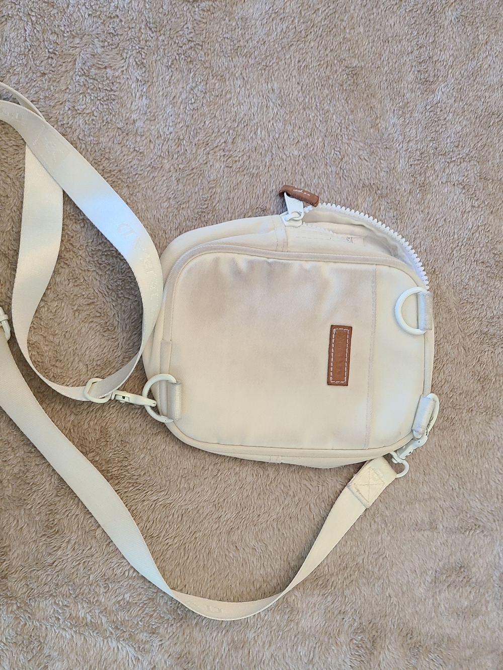 Thread Wallets Bag - Picture 3 of 3